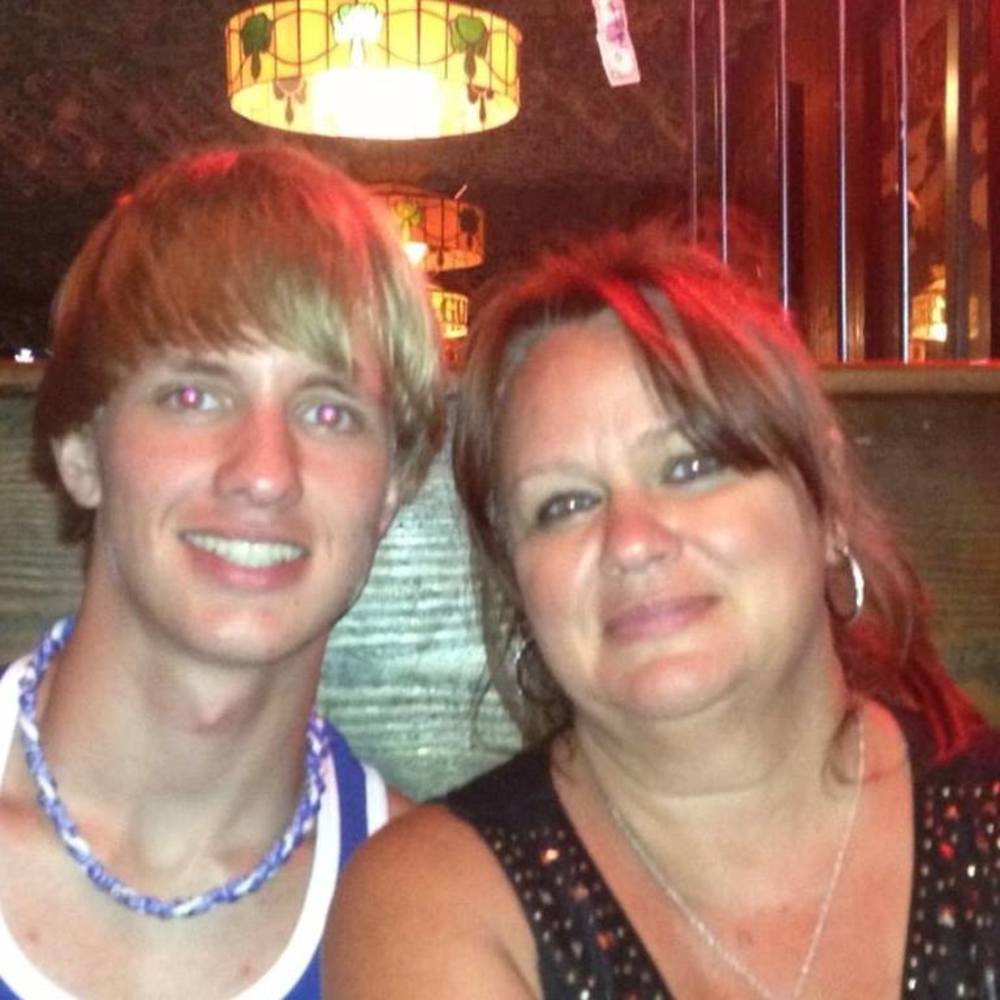 Meet your Posher, Teri